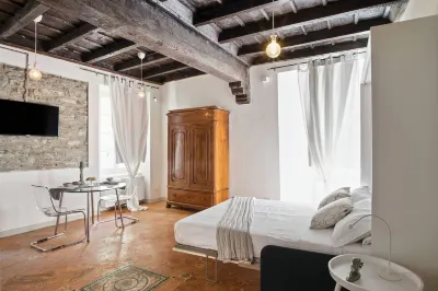 Moma2 - ByMyHomeInComo Hotels near Como Camerlata