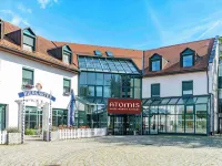 Atomis Hotel Munich Airport by Mercure Hotels in Oberding