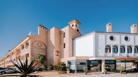 Hotel Bahia Sur Отели в г. Сан-Фернандо