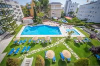 Atenea Park Suites & Apartments - Beach