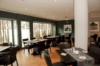 Hotel Deutscher Hof - breakfast