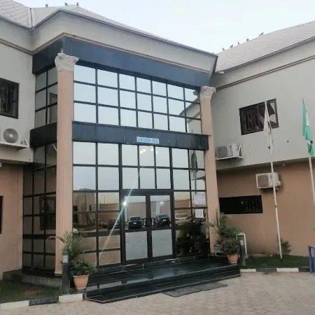 Quintessential Hotel & Suites by Badala