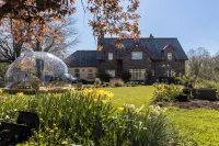 Rossclare Lodge Hotels in 