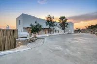 Athera Suites Mykonos Hotels in Klouvas