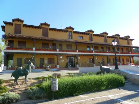 Hotel Milagros Rio Riaza Отели в г. Тьерра де Сепульведа