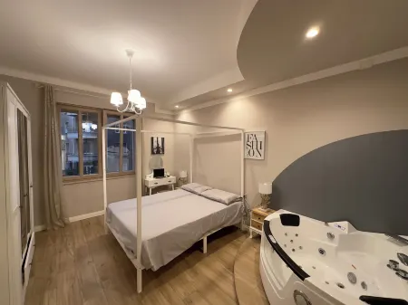 DORIAN GRAY LUXURY SUITE Отели в г. Muggia