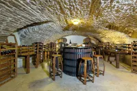 Hôtel les Deux Chèvres Gevrey-Chambertin - 5-Star