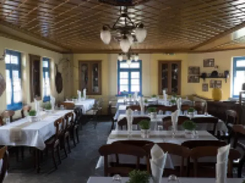 Petroto Hotels in Timfi