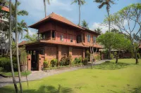 ดิ อาริราส รีสอร์ท โรงแรมใกล้หาด White Sand Beach