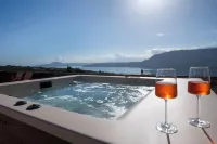 Flos Apartments Hotels in Pithari