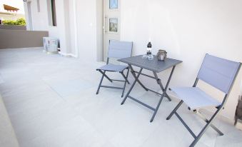 Seaside Apartments in Agkisaras 2