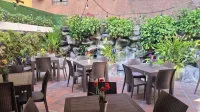 Hotel El Arroyo - breakfast