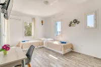 Seaside Splendor - Apollo s Poolside Retreat Hotels in Aliki