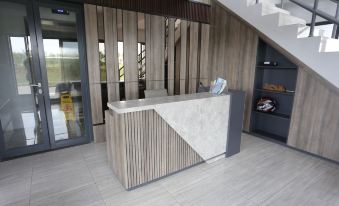 Aurora Rooms Riverdale