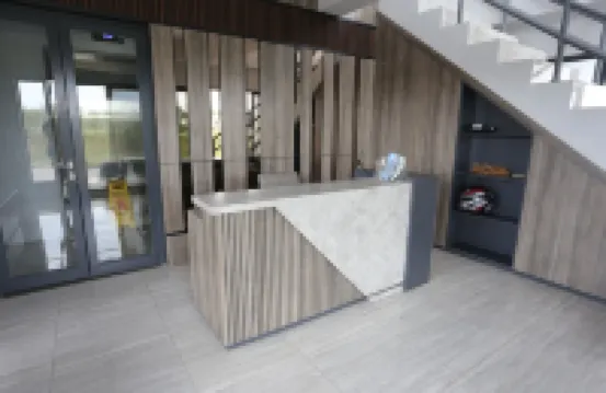 Aurora Rooms Riverdale