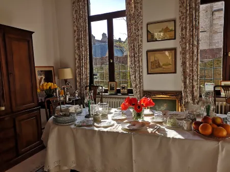 B&B Het Leuvens Hof Отели рядом с достопримечательностью «University Library & Bell Tower»