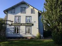 Hotell Pensionat Granparken Hotels near Singö