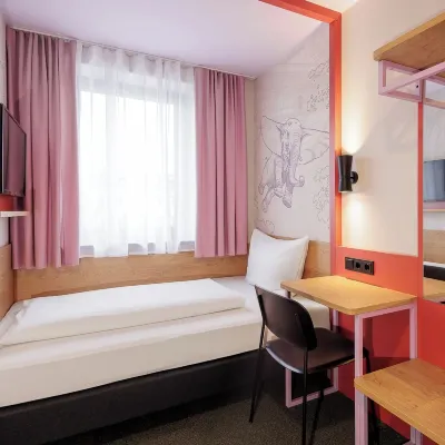 McDreams Hotel Wuppertal City Hotels near Wuppertal Main Station