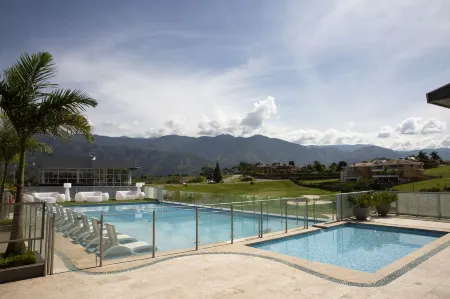 Punta Diamante Premium Hotel Отели в г. Лома Меса де Руитоке