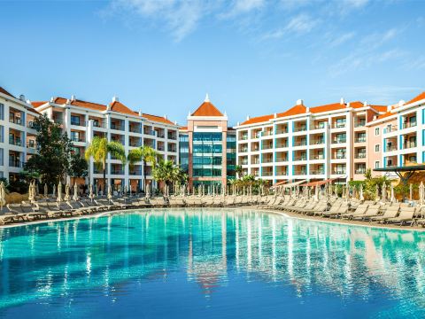 Hilton Vilamoura As Cascatas Golf Resort & Spa
