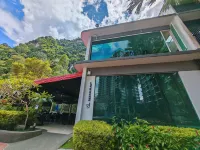 Mountain & Lake Views' Suite Cycas