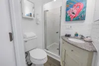 Coastal Getaway Retreat–Steps to the Beach! Studio/1BA. Sleeps 2. In 4-Plex.Pool