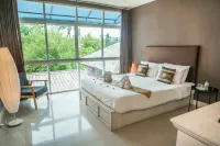 โรงแรมเลนนี่ส์