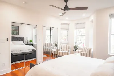 Charming 4-bedroom House in Capitol Hill with Private and Secured Parking Hotels in Atlas District