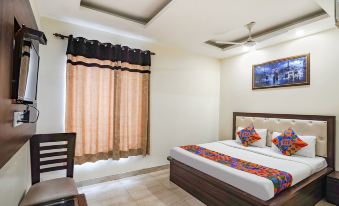 FabHotel Cloud 9 Shopprix Mall