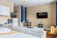 Charming Studio Overlooking Cobblestone Street - Cozy Retreat Hotels in Saint Charles