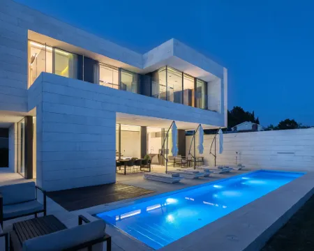 Villa Calma I โรงแรมในSeline