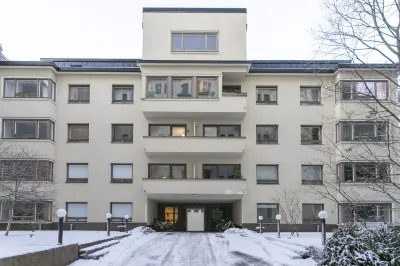 2Ndhomes Modern 1Br Home w Sauna&Balcony โรงแรมใน