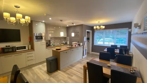 Deepcut Lodge Bed & Breakfast Self Service - Pet Friendly