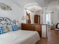 Villa in Nocelle with Amalfi Coast Views - Condos