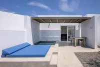 White Holidays Project - Private Pools