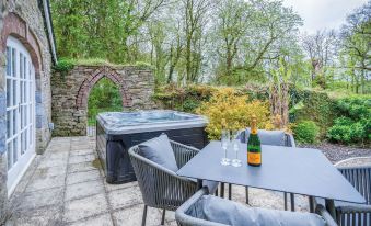 The Stables - 2 Bedroom Cottage - Princes Gate