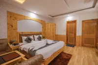 OnlyStay Uday Himalaya