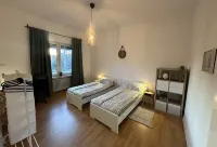 Cozy apartment for 4 pers. in the center of MG Hotell i Nord