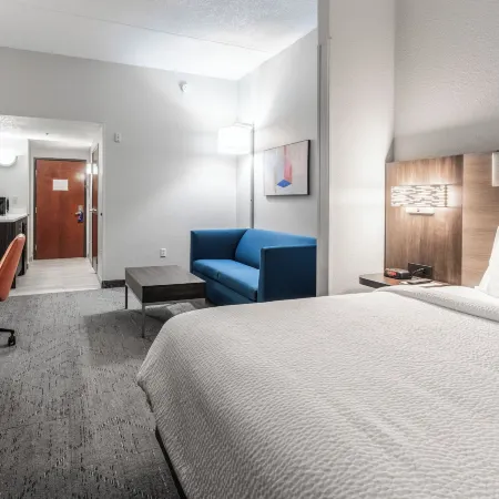 Holiday Inn Express & Suites ORANGE CITY - DELTONA by IHG