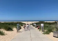 Apartment in Vrouwenpolder Near the Beach Hotels in Vrouwenpolder