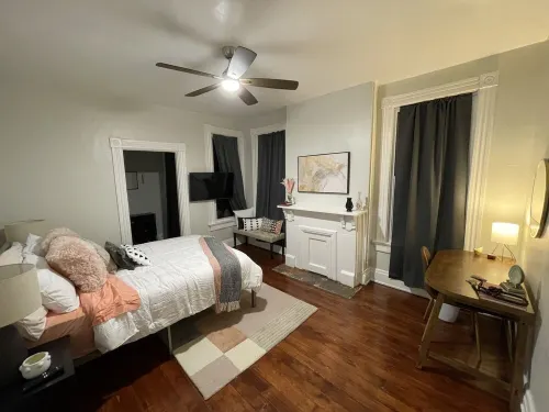 Charming 3 BR in Northside Hotels in Hamilton County