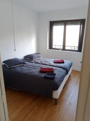 La Petite Suisse 2, Appartement au Cœur D'un Village Calme, Proche Centre Ville