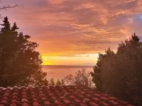 A P A R T M E N T - 7 7 Private beach & swimming pool Hotels in Starigrad