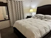 QUIET ESCAPE!! ENTIRE PLACE, Longer stay discounts
