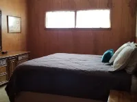 Spacious house with Wifi -- only 10 minutes from Hubbard Lake. Hotéis em Stephens County