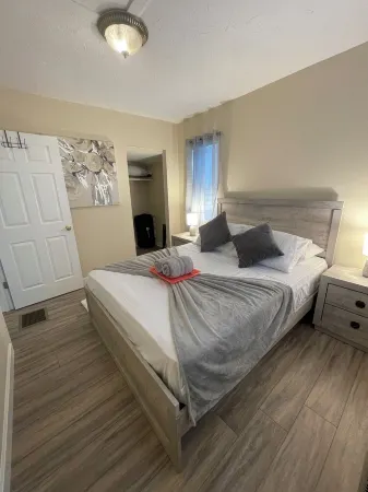 Peaceful little house in the heart of Maryland Heights