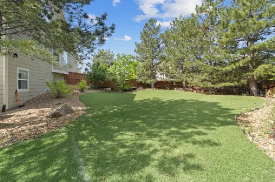 Relax & Unwind: Hot Tub/Pool, King Beds, Steam Shower, Sleeps 8, Great Location! Hotels in Castle Rock