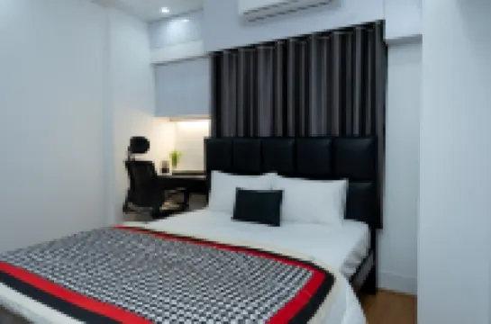 Minimalist Apt at DAC Intl Airport Msg to Avail Special Offer for Flight Catcher