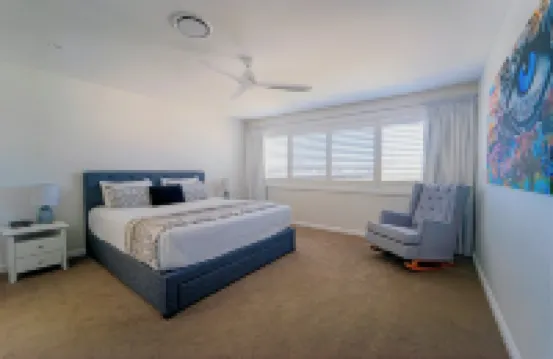 Palm Beach Cinema House - Entertainers Delight