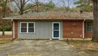 The Cozy Place - Family and Pet friendly. Only 5 minutes away from UGA! Hotels near Willowood Square